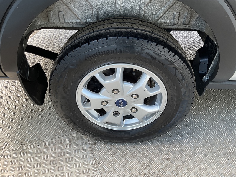 Ford 350 EcoBlue Limited LWB H/R Euro 6