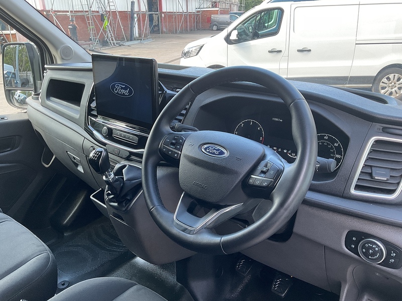 Ford 350 EcoBlue Limited LWB H/R Euro 6