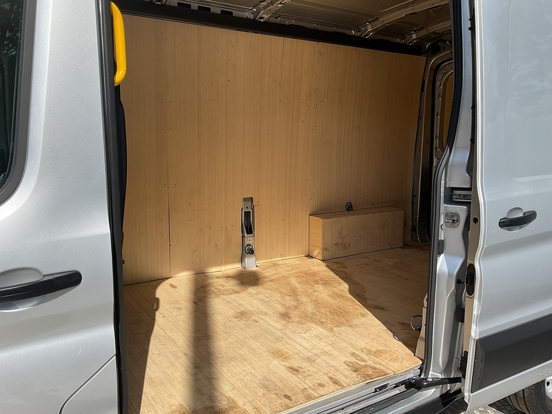 Ford 350 EcoBlue Limited LWB H/R Euro 6