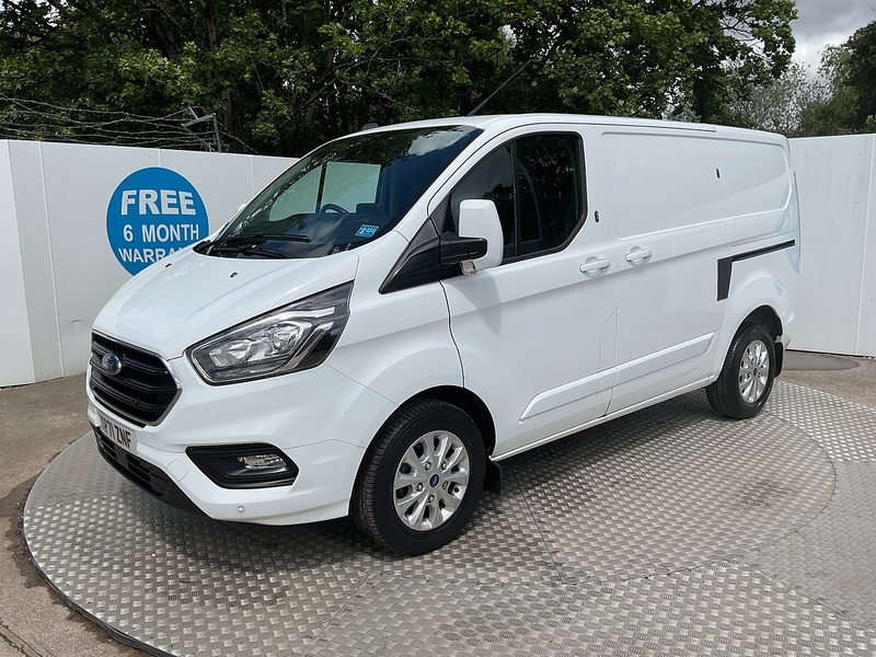 Ford 300 EcoBlue Limited SWB L/R A/C Euro 6