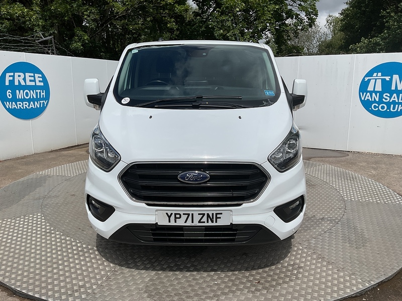 Ford 300 EcoBlue Limited SWB L/R A/C Euro 6