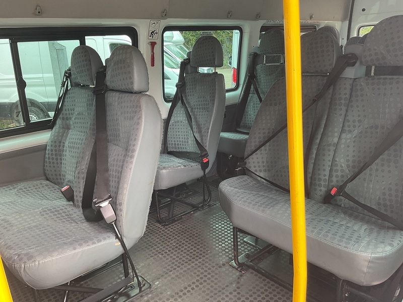 Ford 2.2 TDCi 430 HDT Minibus 5dr Diesel Manual RWD L4 H2 (133 bhp)