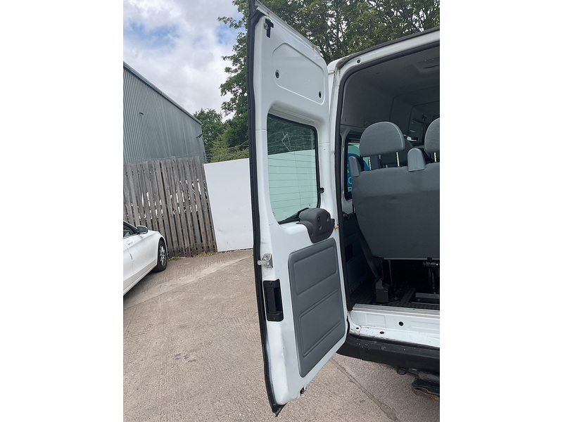 Ford 2.2 TDCi 430 HDT Minibus 5dr Diesel Manual RWD L4 H2 (133 bhp)