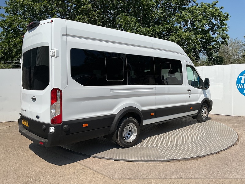 Ford 2.0 460 EcoBlue Leader Minibus Double Cab 5dr Diesel Manual RWD L4 H3 Euro 6 (s/s) (17 Seat, DRW) (130 ps)