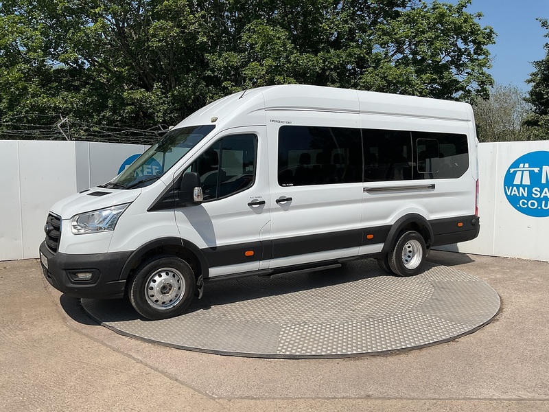 Ford 2.0 460 EcoBlue Leader Minibus Double Cab 5dr Diesel Manual RWD L4 H3 Euro 6 (s/s) (17 Seat, DRW) (130 ps)