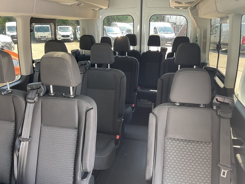 Ford 2.0 460 EcoBlue Leader Minibus Double Cab 5dr Diesel Manual RWD L4 H3 Euro 6 (s/s) (17 Seat, DRW) (130 ps)