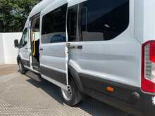 Ford Transit 460 EcoBlue Leader 17 Seat Minibus 