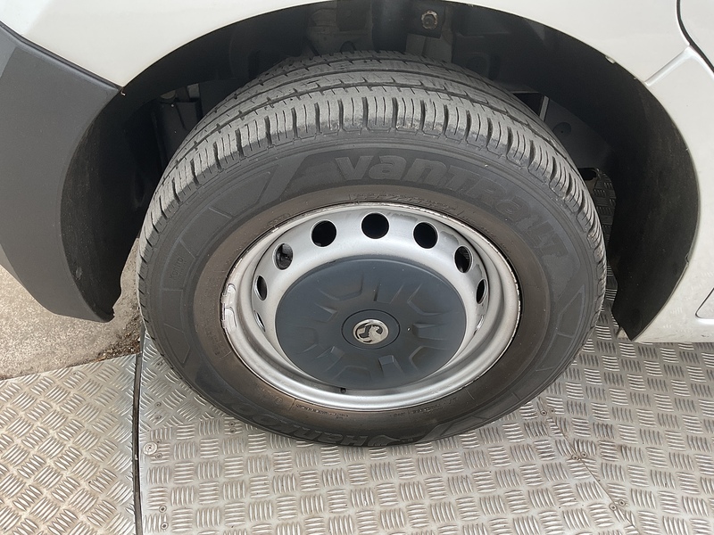 Vauxhall CDTi 3500 LWB M/R EURO 6 A/C