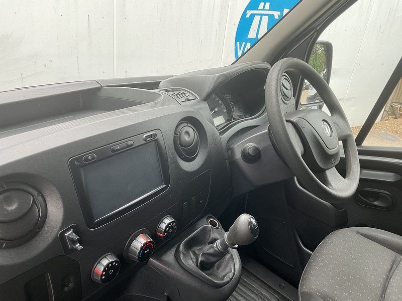 Vauxhall CDTi 3500 LWB M/R EURO 6 A/C