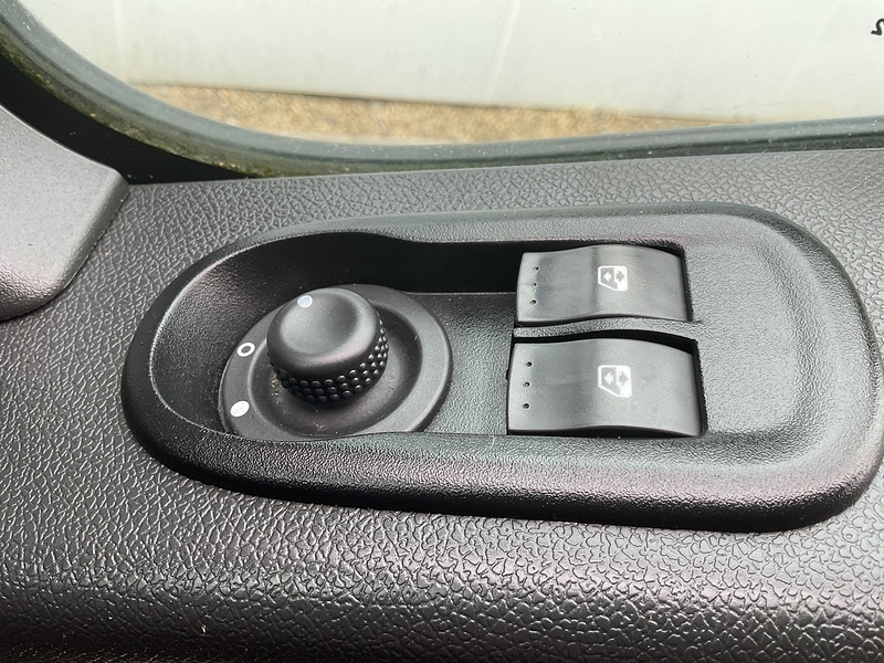 Vauxhall CDTi 3500 LWB M/R EURO 6 A/C