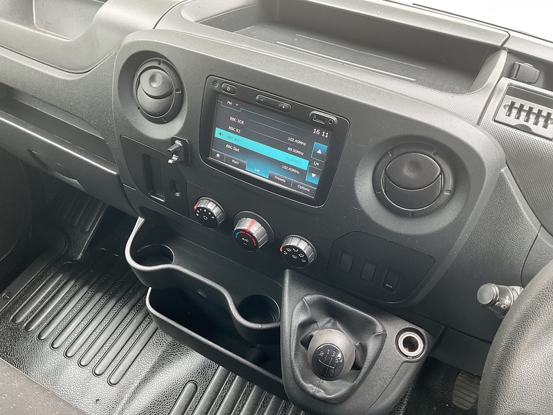 Vauxhall CDTi 3500 LWB M/R EURO 6 A/C