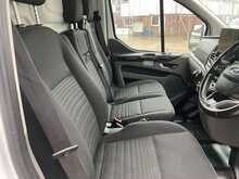 Ford Transit Custom 300 EcoBlue Limited LWB L/R A/C Euro 6 