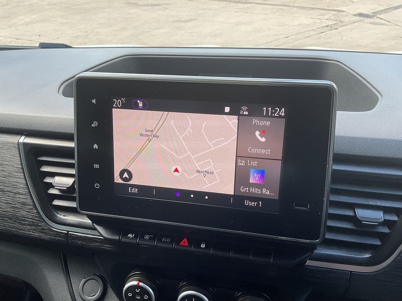 Renault dCi Blue LL30 Sport LWB L/R A/C Euro 6