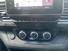 Renault Trafic dCi Blue LL30 Sport LWB L/R A/C Euro 6 