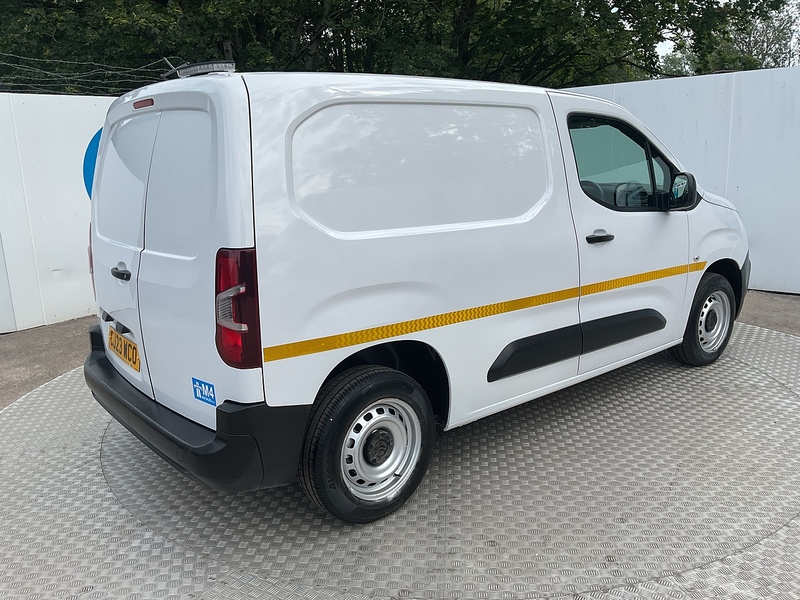 Citroen BlueHDi 650 Enterprise Edition M SWB A/C Euro 6