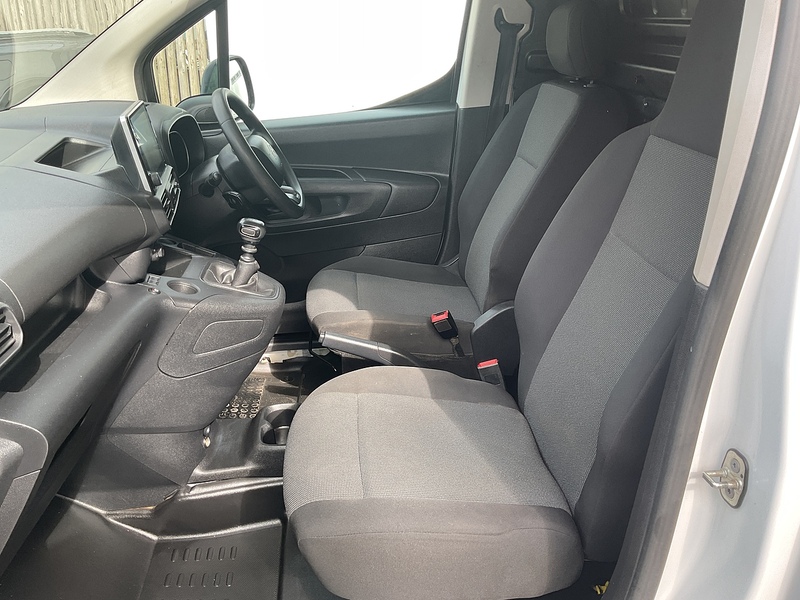 Citroen BlueHDi 650 Enterprise Edition M SWB A/C Euro 6