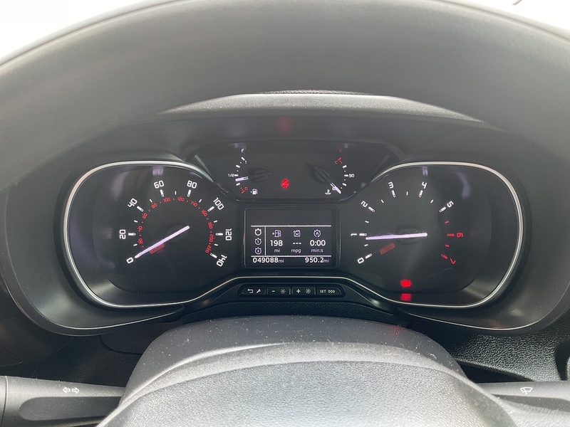 Citroen BlueHDi 650 Enterprise Edition M SWB A/C Euro 6