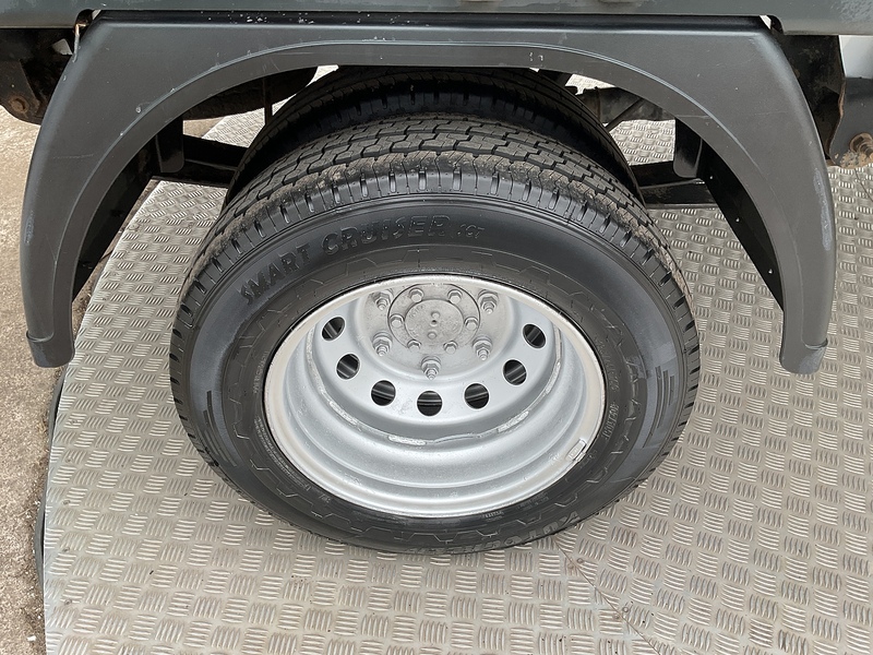 Ford 350 EcoBlue Leader Dropside Premium 12.1FT X 7FT Euro 6