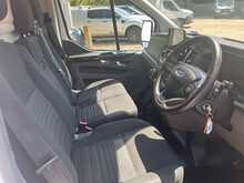 Ford Transit Custom 320 EcoBlue Limited SWB L/R A/C Euro 6 