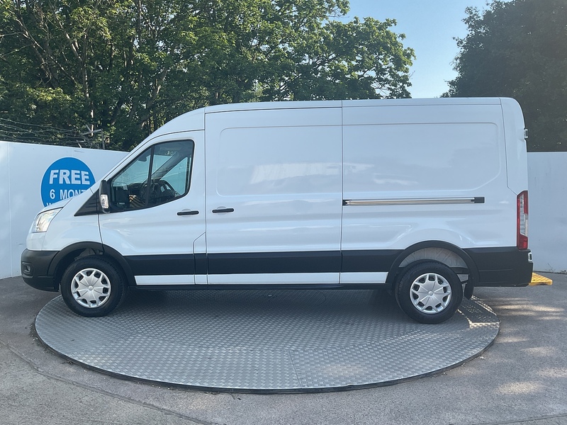 Ford 350 EcoBlue Trend LWB M/R Euro 6