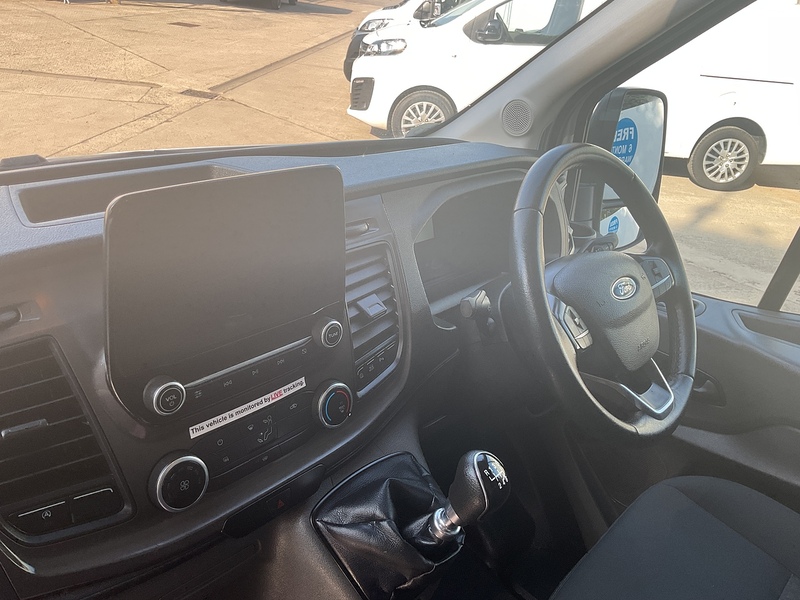 Ford 350 EcoBlue Trend LWB M/R Euro 6