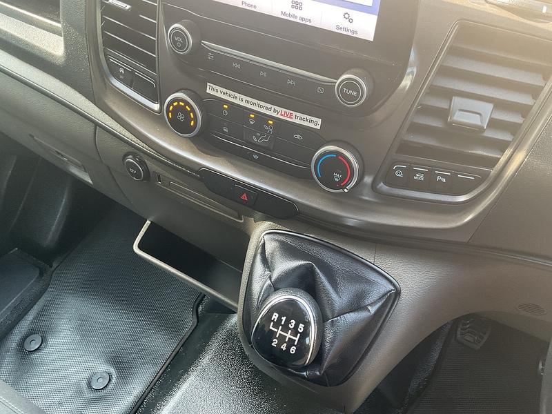 Ford 350 EcoBlue Trend LWB M/R Euro 6