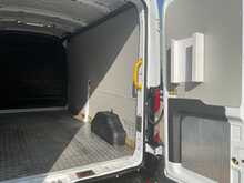 Ford Transit 350 EcoBlue Trend LWB M/R Euro 6 