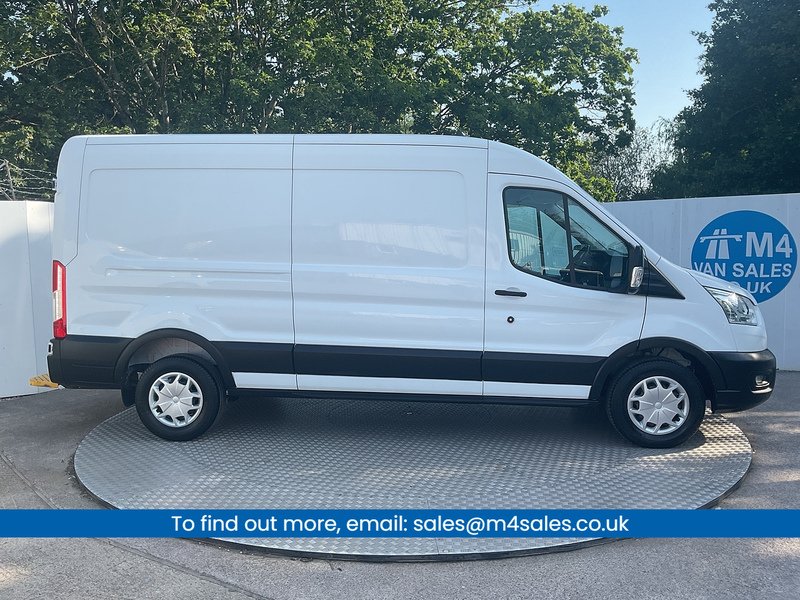 Ford 350 EcoBlue Trend LWB M/R Euro 6
