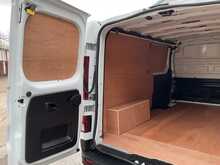 Renault Trafic dCi Blue LL30 Advance LWB L/R A/C Euro 6 