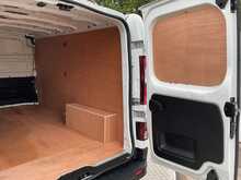 Renault Trafic dCi Blue LL30 Advance LWB L/R A/C Euro 6 