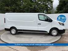 Renault Trafic dCi Blue LL30 Advance LWB L/R A/C Euro 6 