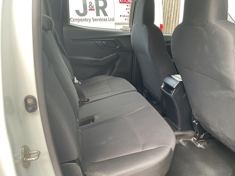 Isuzu TD Utility Crewcab 4X4 A/C Euro 6  