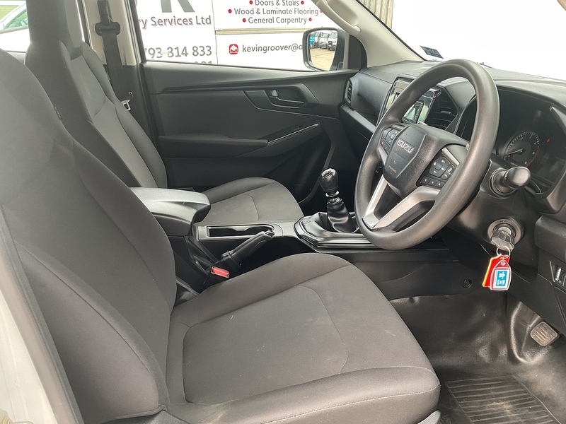 Isuzu TD Utility Crewcab 4X4 A/C Euro 6  