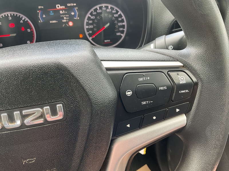 Isuzu TD Utility Crewcab 4X4 A/C Euro 6  