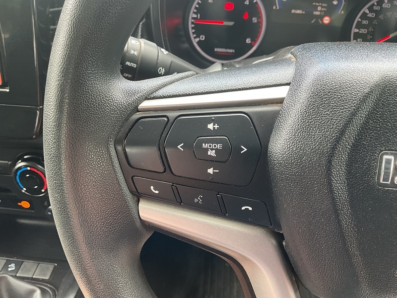Isuzu TD Utility Crewcab 4X4 A/C Euro 6  
