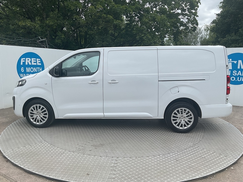 Vauxhall Turbo D 3100 Pro LWB L/R Euro 6