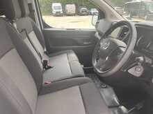 Vauxhall Vivaro Turbo D 3100 Pro LWB L/R Euro 6 