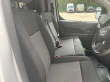 Vauxhall Vivaro Turbo D 3100 Pro LWB L/R Euro 6 