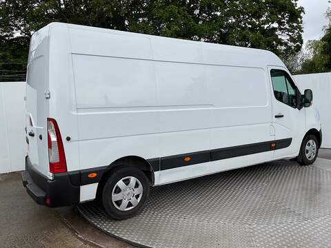 Nissan Interstar, Interstar dCi 35 Acenta LWB M/R Euro 6