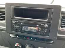 Nissan Interstar dCi 35 Acenta LWB M/R Euro 6 