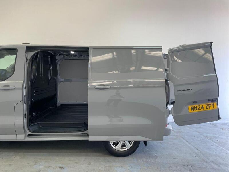 Ford Transit Custom 2.0 300 EcoBlue Limited L1 H1 Euro 6 (s/s) 5dr