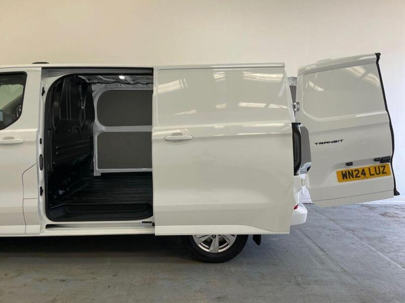 Ford Transit Custom 2.0 300 EcoBlue Limited L1 H1 Euro 6 (s/s) 5dr