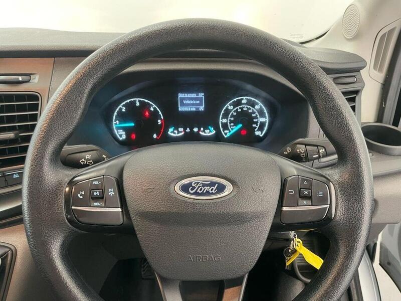 Ford Transit 2.0 350 EcoBlue HD Leader RWD L4 Euro 6 (s/s) 2dr (DRW)