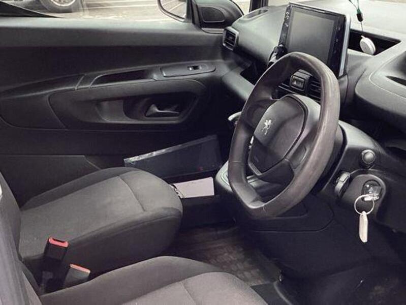 Peugeot Partner 1.5 BlueHDi 850 Professional Premium Long Crew Van LWB Euro 6 6dr