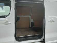Vauxhall Vivaro 2.0 Turbo D Pro XL Panel Van LWB Euro 6 6dr 