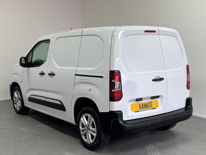Toyota PROACE CITY 1.5 BlueHDi Design Short Panel Van Auto SWB Euro 6 (s/s) 5dr