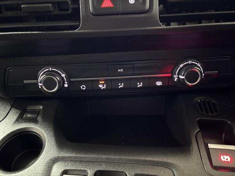 Toyota PROACE CITY 1.5 BlueHDi Design Short Panel Van Auto SWB Euro 6 (s/s) 5dr