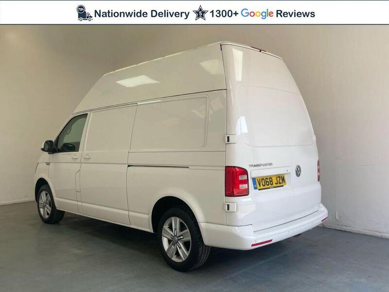 Volkswagen Transporter 2.0 TSI T32 BlueMotion Tech Highline FWD LWB Euro 6 (s/s) 5dr