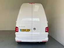 Volkswagen Transporter Transporter 2.0 TSI T32 BlueMotion Tech Highline FWD LWB Euro 6 (s/s) 5dr 