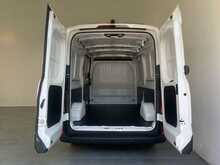 Volkswagen Transporter Transporter 2.0 TSI T32 BlueMotion Tech Highline FWD LWB Euro 6 (s/s) 5dr 